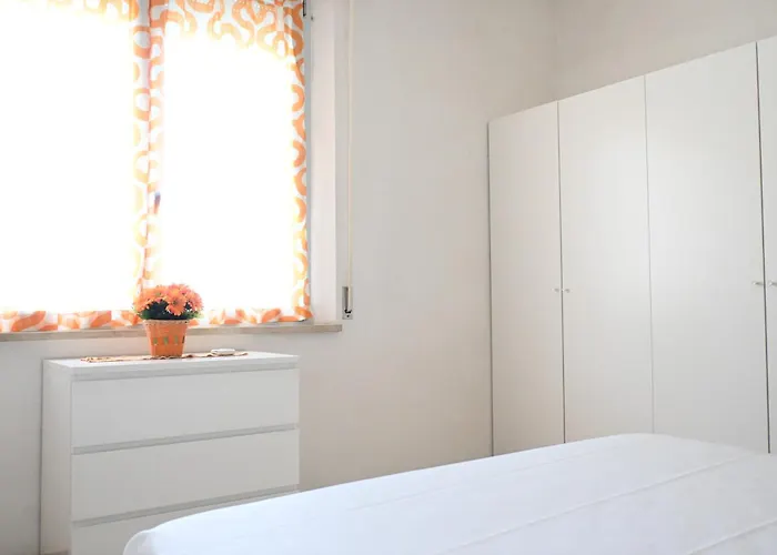 M146 - Marcelli, Bilocale Fronte Mare Con Ampio Terrazzo